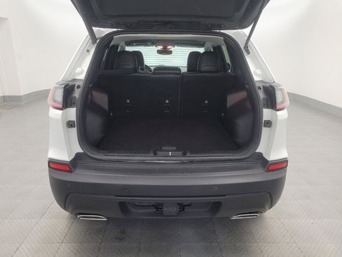 Used 2021 Jeep Cherokee Latitude Lux w/ Comfort/Convenience Group image 29