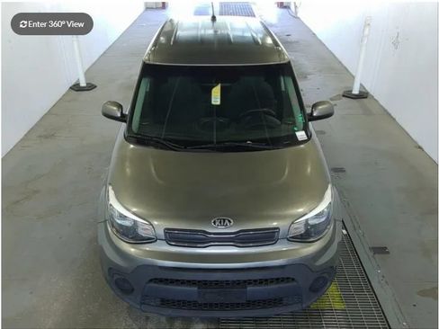 Used 2019 Kia Soul FWD image 3