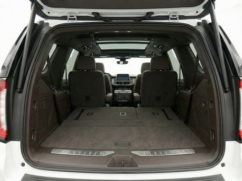 Certified 2022 GMC Yukon SLT image 5