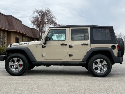 Used 2016 Jeep Wrangler Unlimited Sport w/ Quick Order Package 24S AWD/4WD image 2