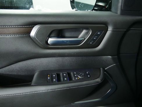 New 2025 Nissan Armada Platinum Reserve image 23