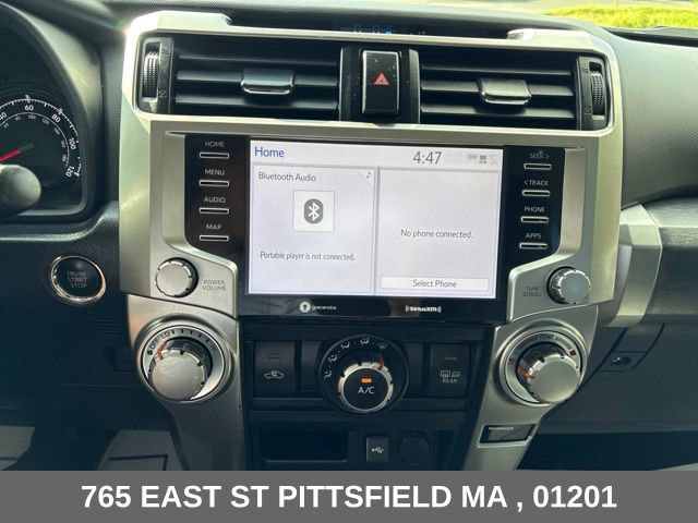 Used 2024 Toyota 4Runner SR5 AWD/4WD image 22