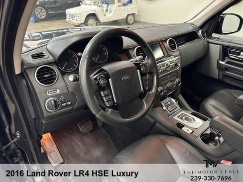 Used 2016 Land Rover LR4 HSE LUX image 19