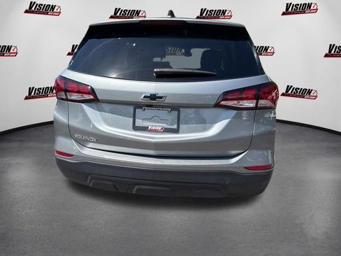 Used 2024 Chevrolet Equinox LS w/ LS Convenience Package FWD image 6