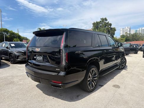Used 2024 Cadillac Escalade ESV Sport w/ LPO, Floor Liner Package RWD image 12