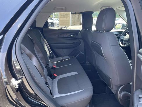 Used 2025 Chevrolet TrailBlazer LT AWD/4WD image 17