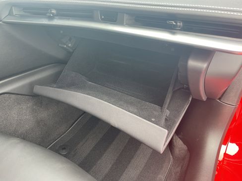 Used 2025 Chevrolet Corvette Stingray Coupe w/ 1LT image 42