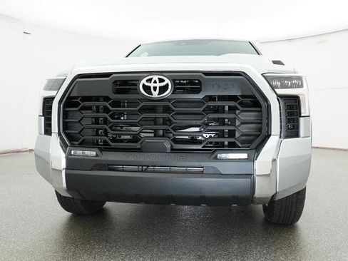 New 2026 Toyota Tundra SR5 AWD/4WD image 18