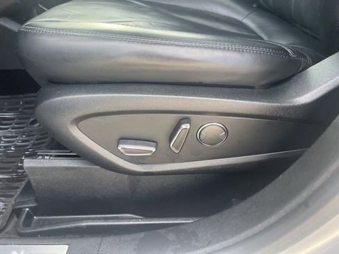 Used 2017 Lincoln MKX Reserve w/ Lincoln MKX Climate Package image 26