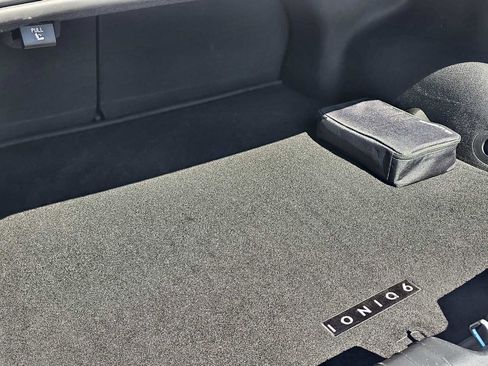 Used 2024 Hyundai Ioniq 6 SE image 23