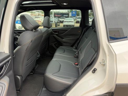 Used 2022 Subaru Forester Wilderness AWD/4WD image 8
