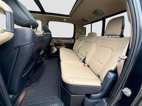 Used 2020 RAM 1500 Limited image 29