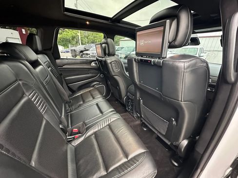 Used 2018 Jeep Grand Cherokee SRT AWD/4WD image 13