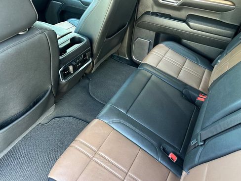 Used 2024 Chevrolet Silverado 1500 High Country w/ Technology Package AWD/4WD image 12