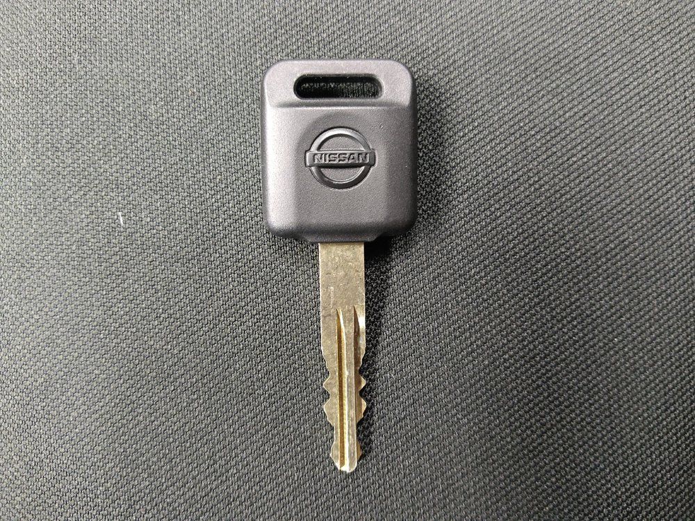Used 2025 Nissan Versa S w/ Trunk Package FWD image 32