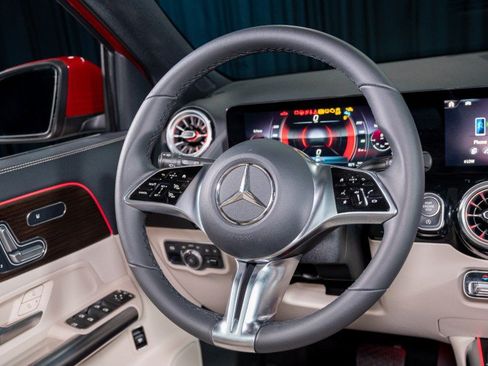 Certified 2026 Mercedes-Benz GLA 250 image 17