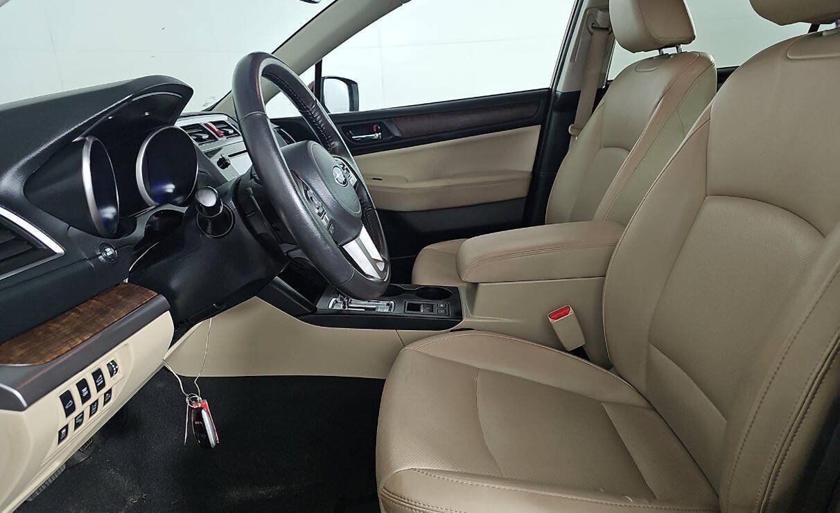 Used 2017 Subaru Outback 2.5i Limited AWD/4WD image 17