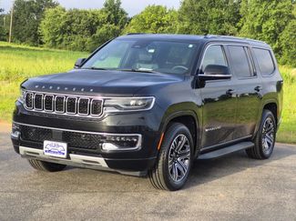 Used 2024 Jeep Wagoneer Series II w/ Flexible Seating Group AWD/4WD video 3