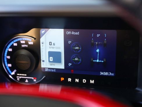 Used 2022 Ford Bronco 2-Door w/ Sasquatch Package image 21