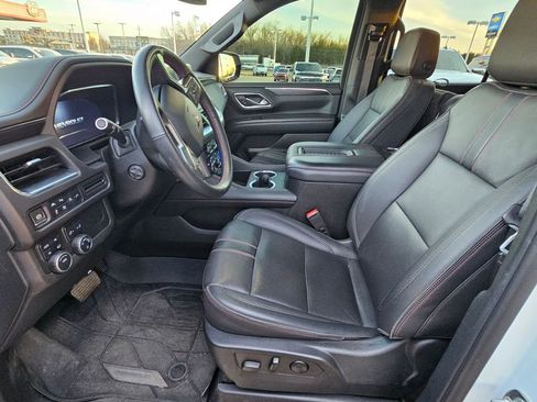 Used 2022 Chevrolet Tahoe RST w/ Luxury Package image 10