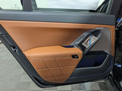 New 2026 BMW 760i xDrive image 34