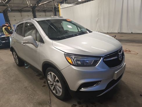 Used 2018 Buick Encore Preferred image 3
