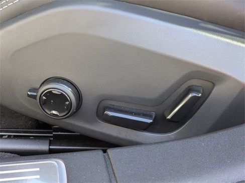 New 2024 Volvo S90 B6 Ultimate w/ Protection Package Premier image 17