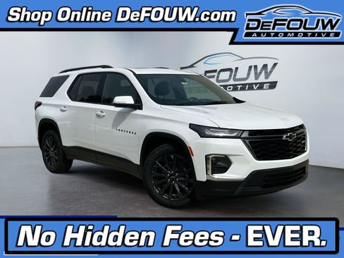 Used 2023 Chevrolet Traverse RS AWD/4WD image 1