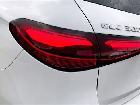 Certified 2025 Mercedes-Benz GLC 300 GLC 300 image 29