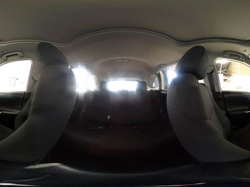 Used 2025 Toyota RAV4 XLE image 43