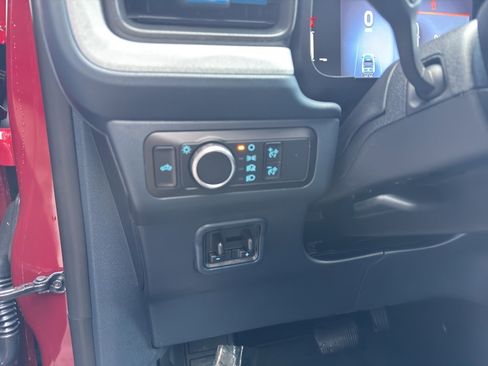 New 2026 Ford Maverick XLT w/ XLT Luxury Package image 17