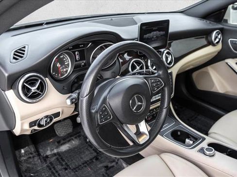 Used 2018 Mercedes-Benz CLA 250 4MATIC image 10