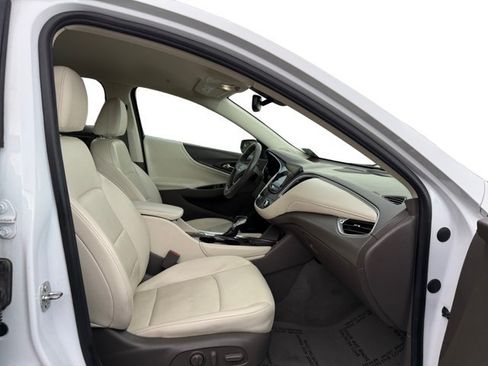 Used 2023 Chevrolet Malibu LT FWD image 12