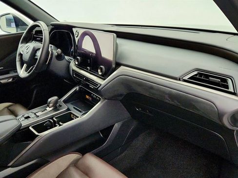 Used 2024 Lexus TX 550h AWD Plug-In Hybrid image 26