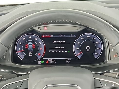 Used 2020 Audi Q7 3.0T Premium image 28