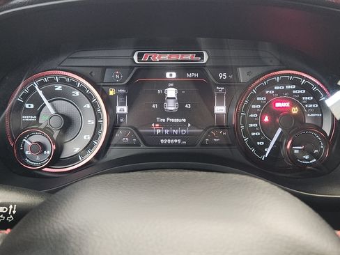 Used 2019 RAM 1500 Rebel w/ Rebel Level 2 Equipment Group AWD/4WD image 14