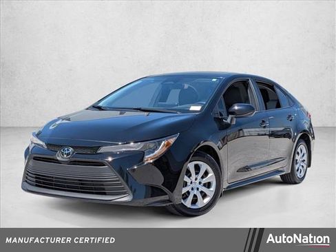 Used 2025 Toyota Corolla LE FWD image 1