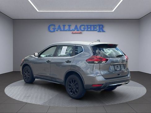 Used 2018 Nissan Rogue S image 7