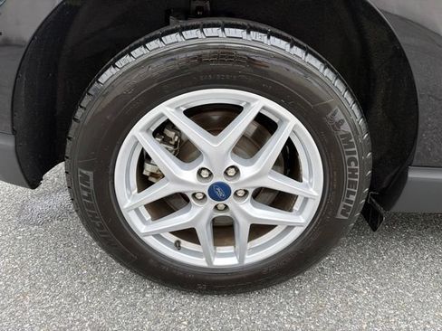 Used 2022 Ford Edge SEL w/ Convenience Package AWD/4WD image 9