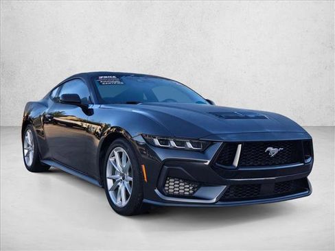 Used 2024 Ford Mustang GT Premium RWD image 3