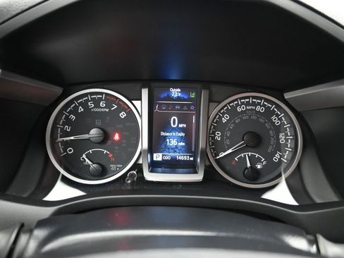 Used 2023 Toyota Tacoma Limited image 16