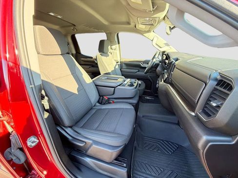 Used 2024 Chevrolet Silverado 1500 RST w/ Z71 Off-Road Package image 14