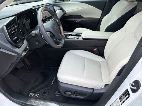 Used 2025 Lexus RX 350 Premium Plus w/ Convenience Package FWD image 9