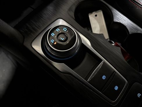 Used 2024 Ford Escape ST-Line image 17