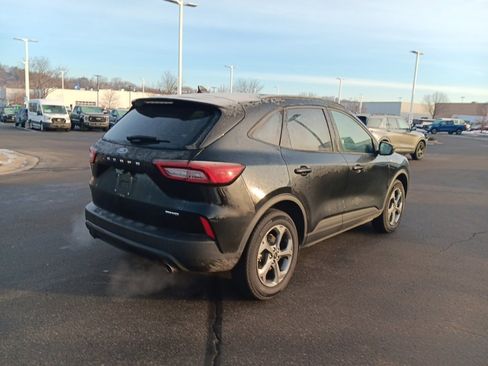 Used 2025 Ford Escape ST-Line image 7