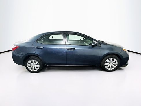 Used 2015 Toyota Corolla LE image 10