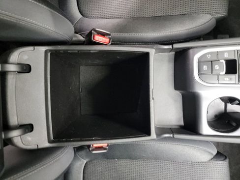 Used 2019 Hyundai Santa Fe SEL image 28