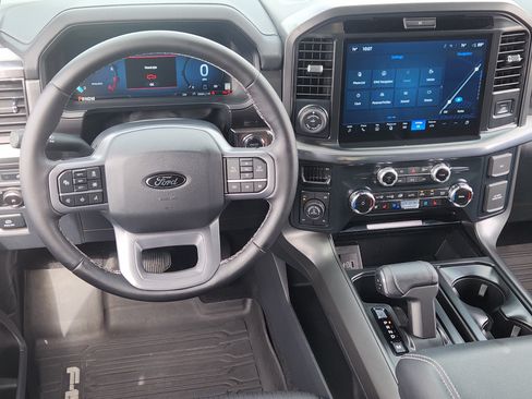 Used 2025 Ford F150 Lariat AWD/4WD image 26