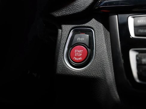 Used 2015 BMW M4 Coupe RWD image 32
