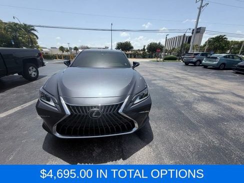 Used 2022 Lexus ES 350 w/ Premium Package FWD image 2